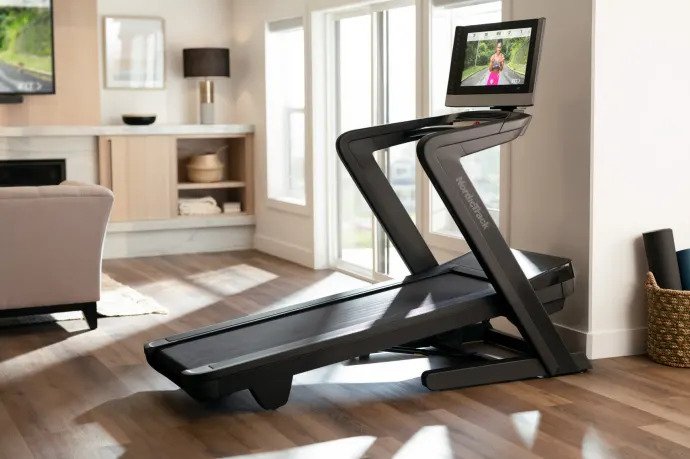 NordicTrack Commercial 2450 Treadmill - 2022 Model with New 22" Tilt & Pivot Touch Screen